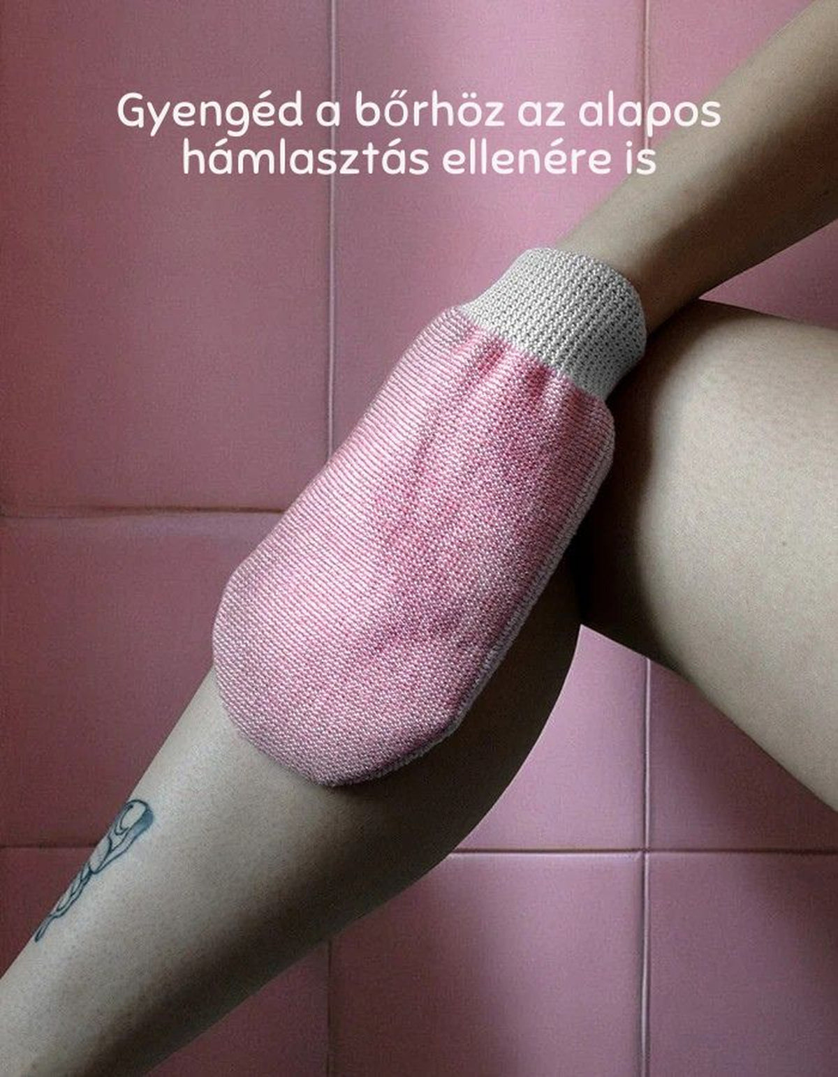 Hámlasztó kesztyű – Pink – alkalmazás waxolás közben